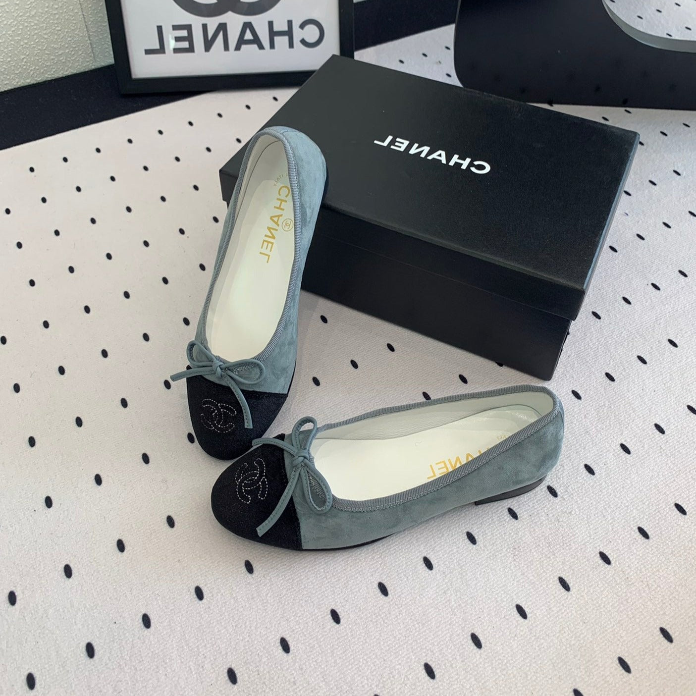 CHANEL BALLET FLAT ICEBERG BLUE MIX BLACK VELVET