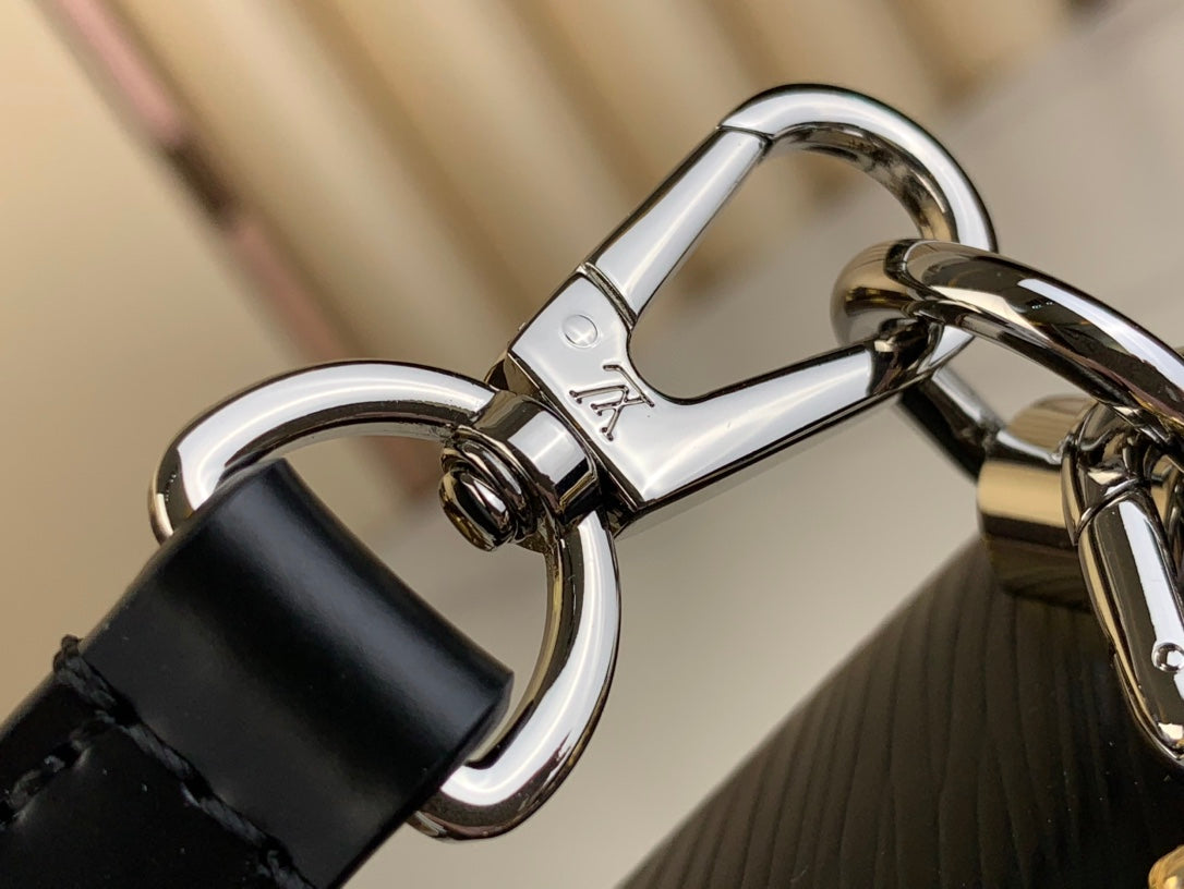 LOUIS VUITTON TWIST MM 23 IN BLACK EPI LEATHER GOLD AND SILVER HARDWARE