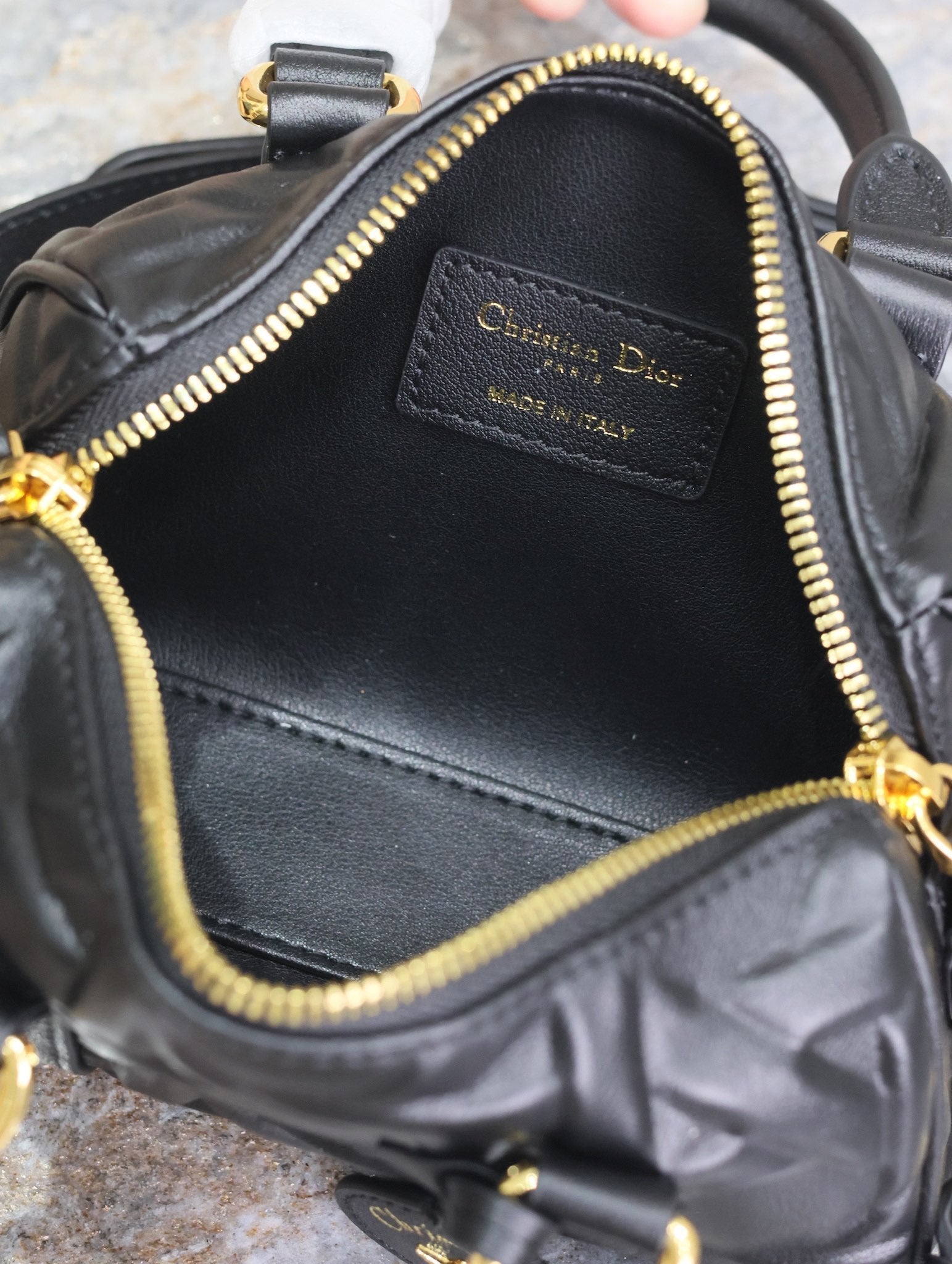 DIOR MINI GROOVE BAG 16 IN BLACK MACROCANNAGE CALFSKIN WITH GOLD HARDWARE
