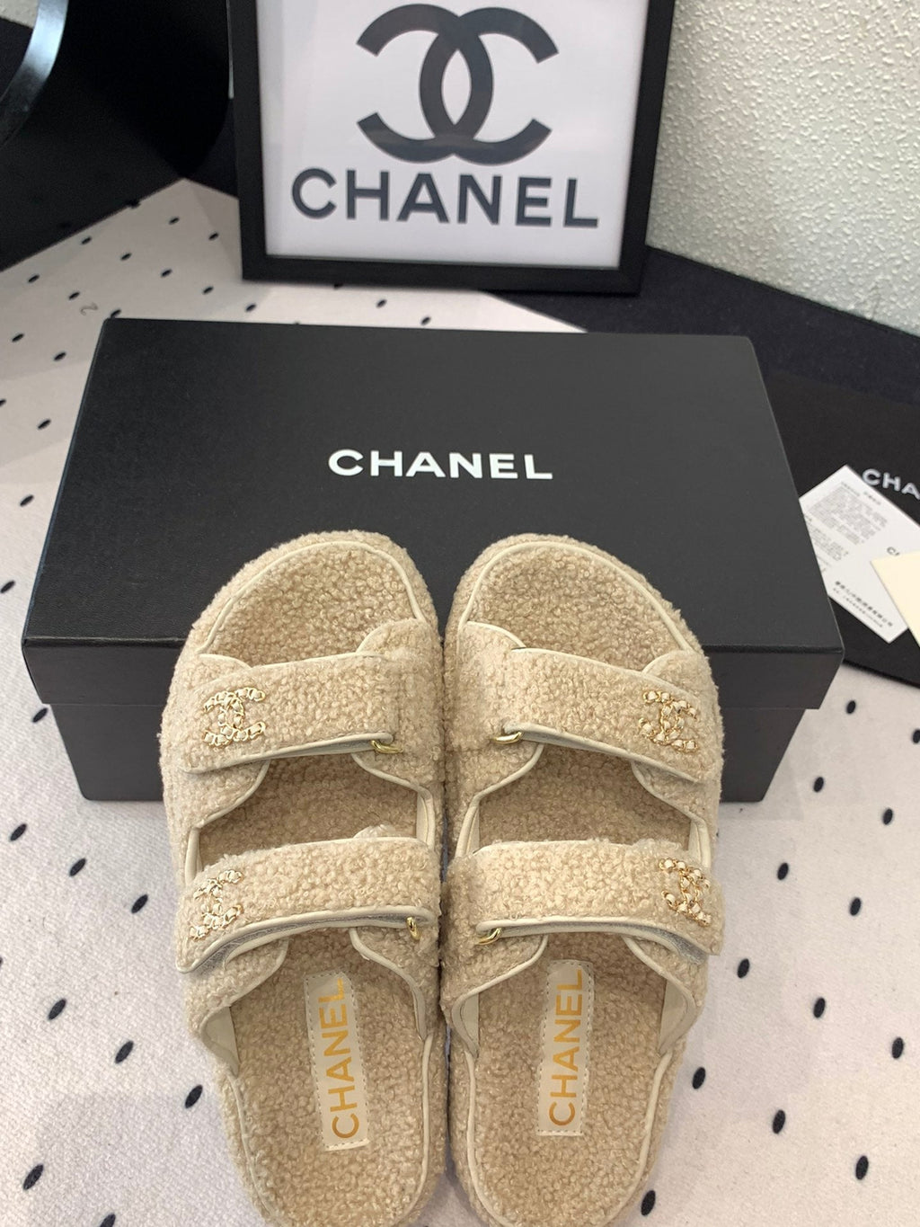 CHANEL DAD SANDAL MULE IN ECRU BEIGE LAMB FUR