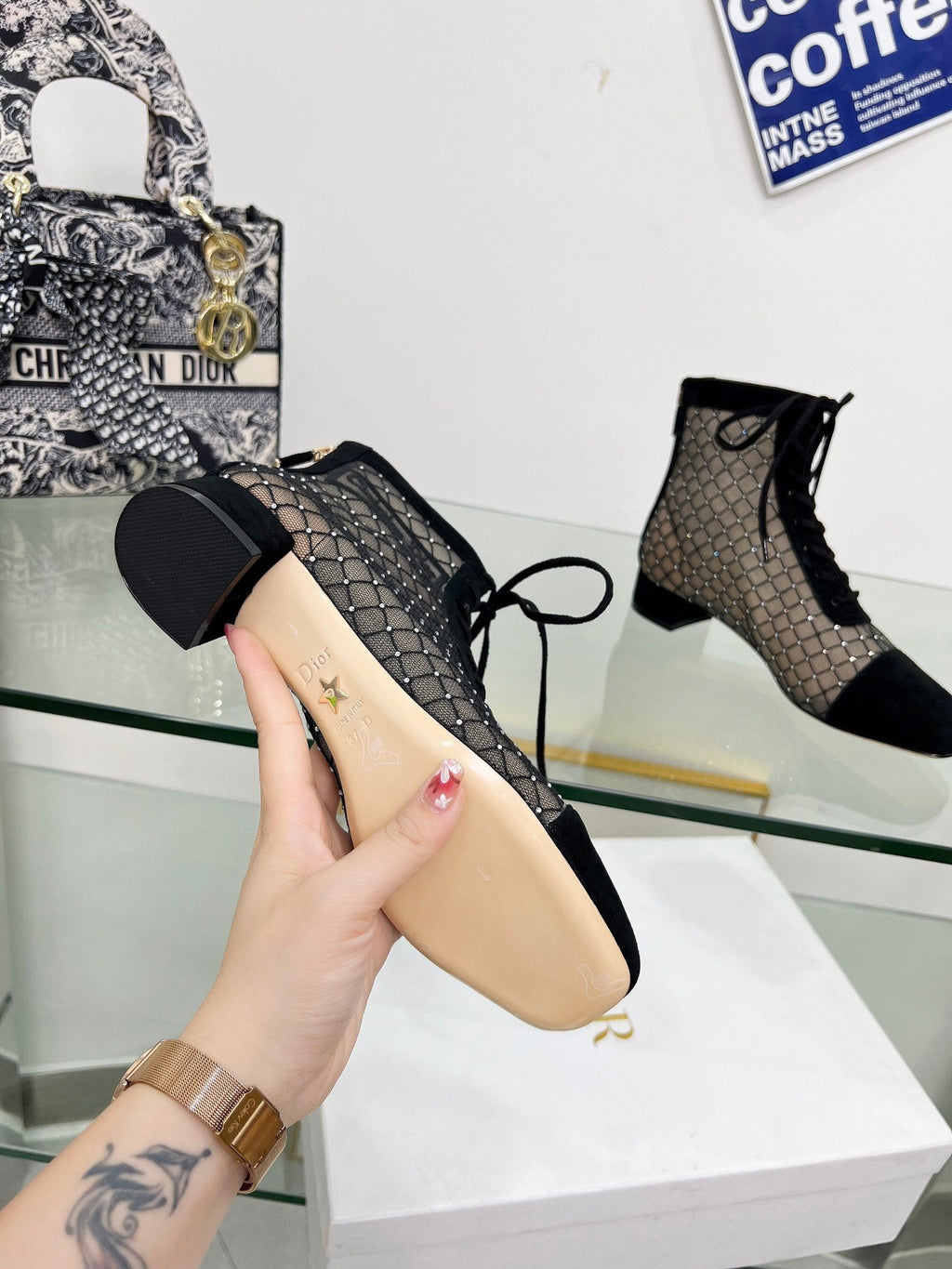 DIOR NAUGHTILY-D HEELED ANKLE BOOT IN BLACK EMBROIDERED MESH AND SUEDE 35 MM