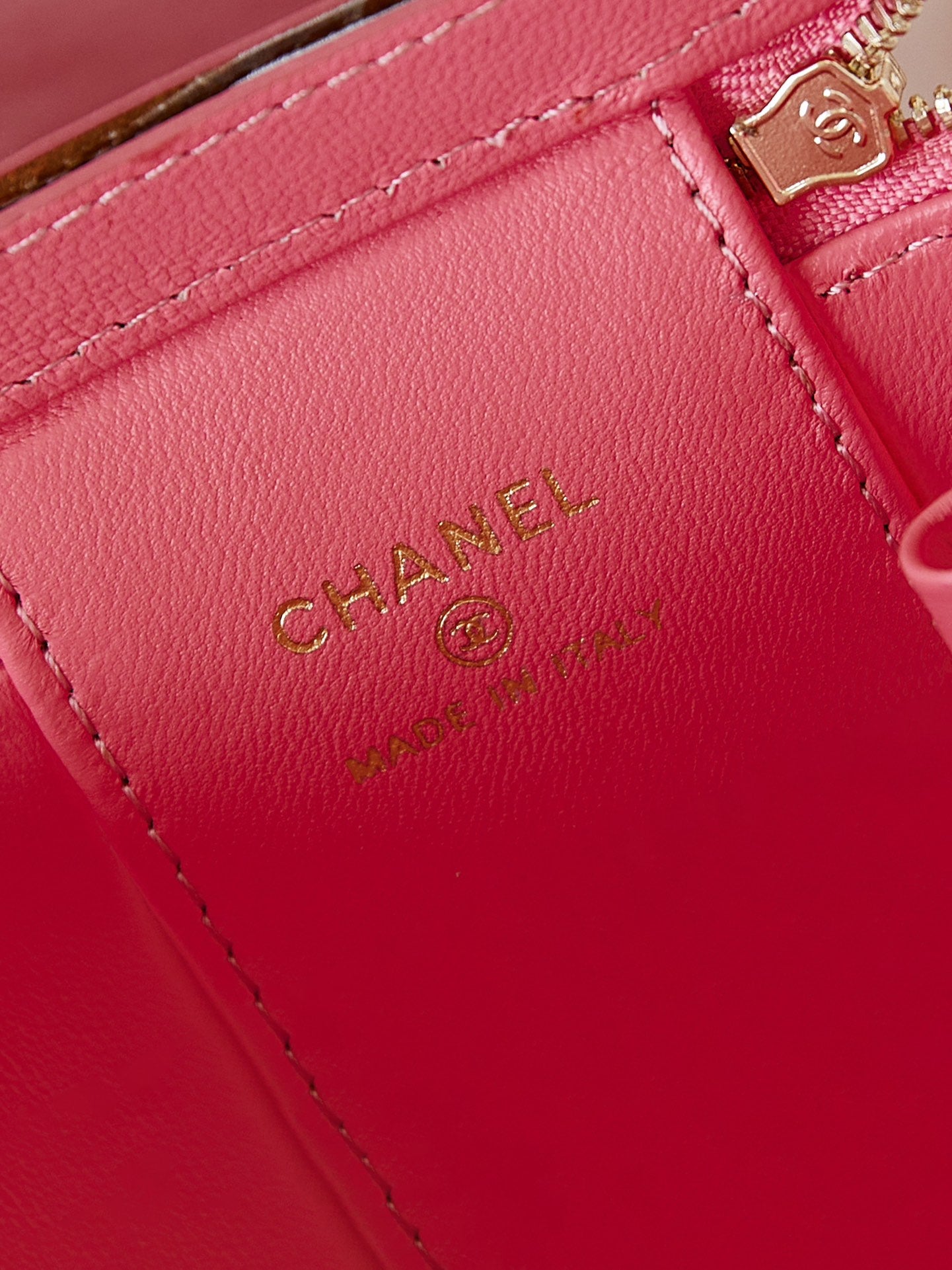 CHANEL 25S MINI VANITY BAG 11 CM IN PEACH PINK LAMBSKIN WITH CRYSTAL-EMBELLISHED  LOGO