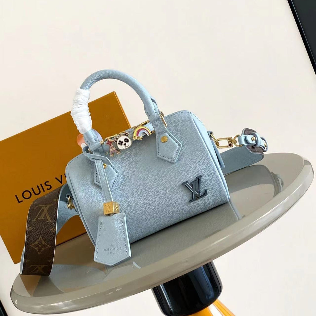 LOUIS VUITTON SPEEDY BANDOULIÈRE 18 IN BLUE HOUR CALFSKIN