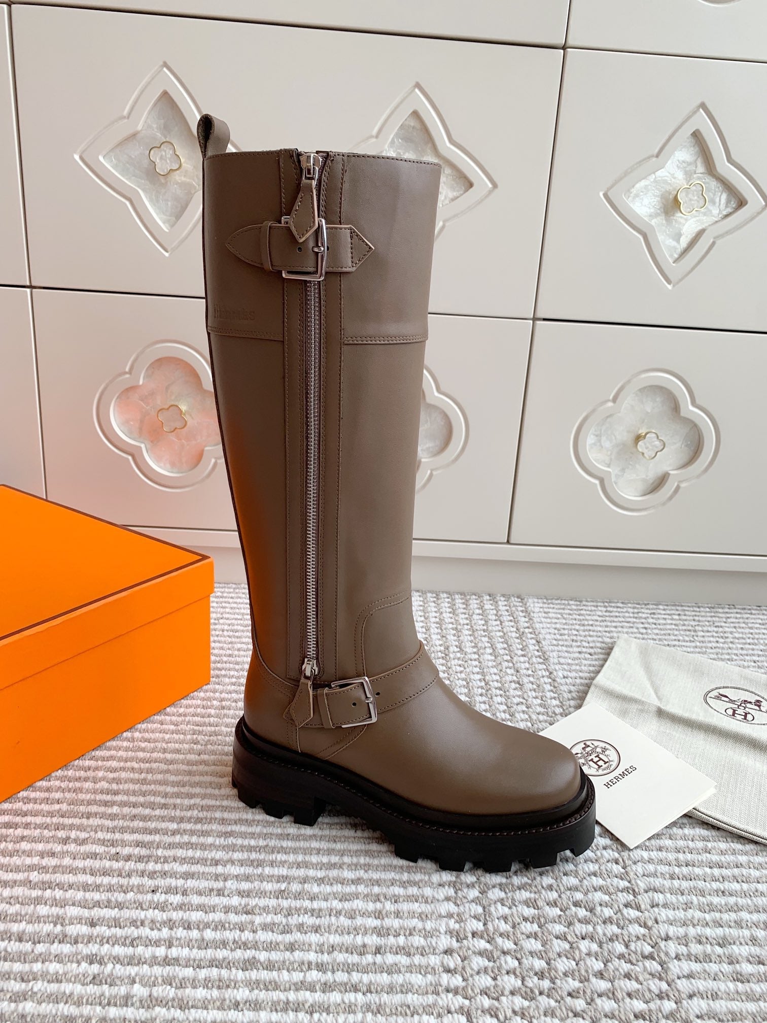 HERMES JAIME BOOT IN CEDAR BROWN CALFSKIN