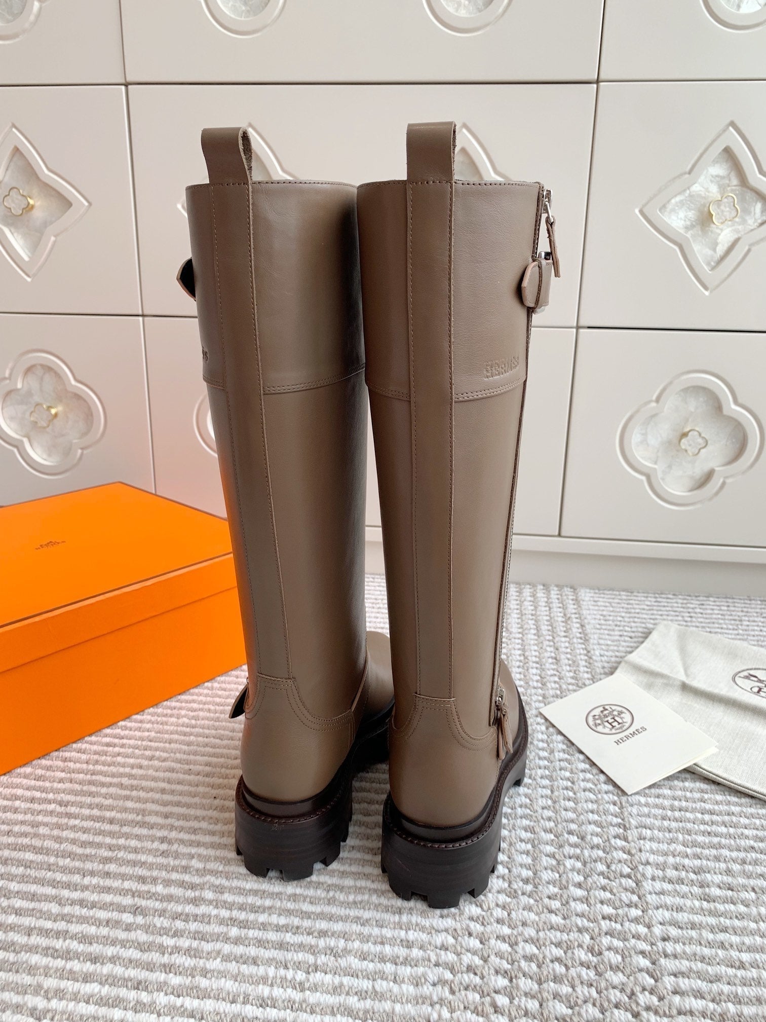 HERMES JAIME BOOT IN CEDAR BROWN CALFSKIN