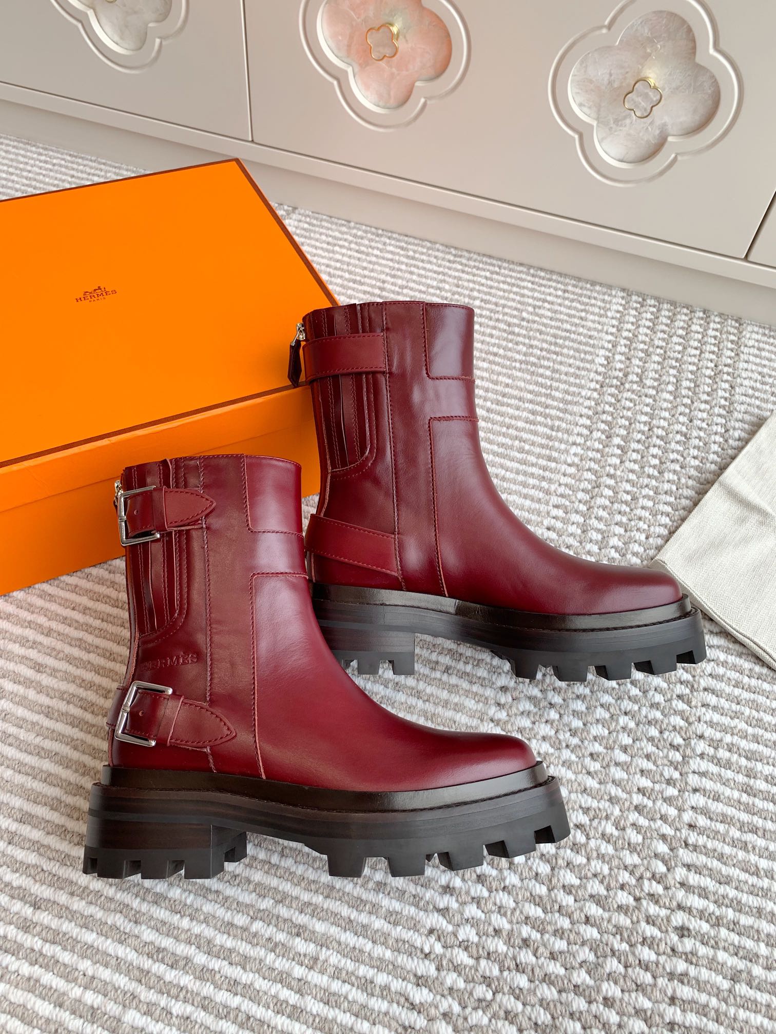HERMES JAIME ANKLE BOOT IN BURGUNDY RED CALFSKIN