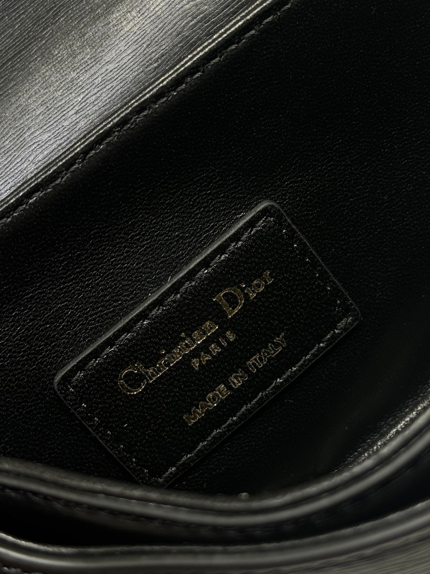 DIOR SMALL 19 MONTAIGNE AVENUE TOP HANDLE BAG BLACK SMOOTH CALFSKIN 221147
