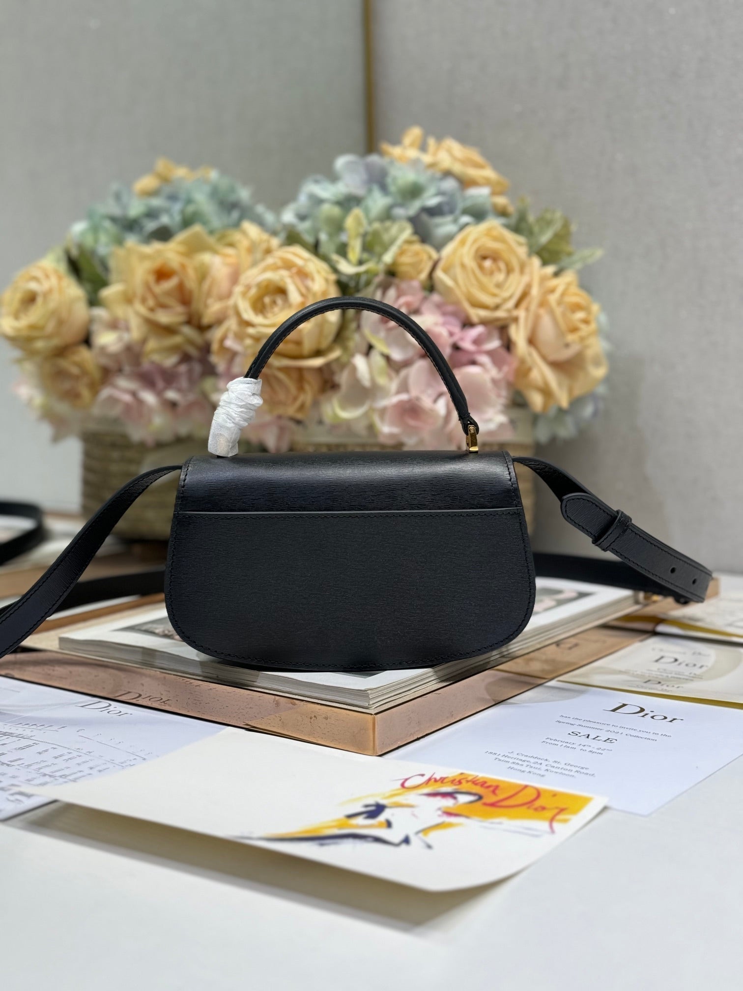 DIOR SMALL 19 MONTAIGNE AVENUE TOP HANDLE BAG BLACK SMOOTH CALFSKIN 221147