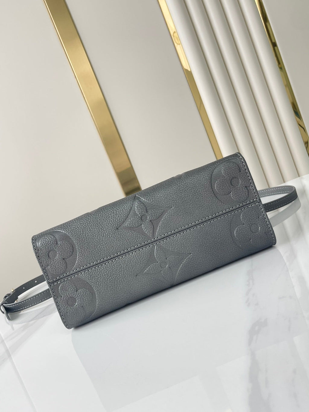 LOUIS VUITTON ONTHEGO PM 25 IN GUN METAL EMBOSSED CALFSKIN