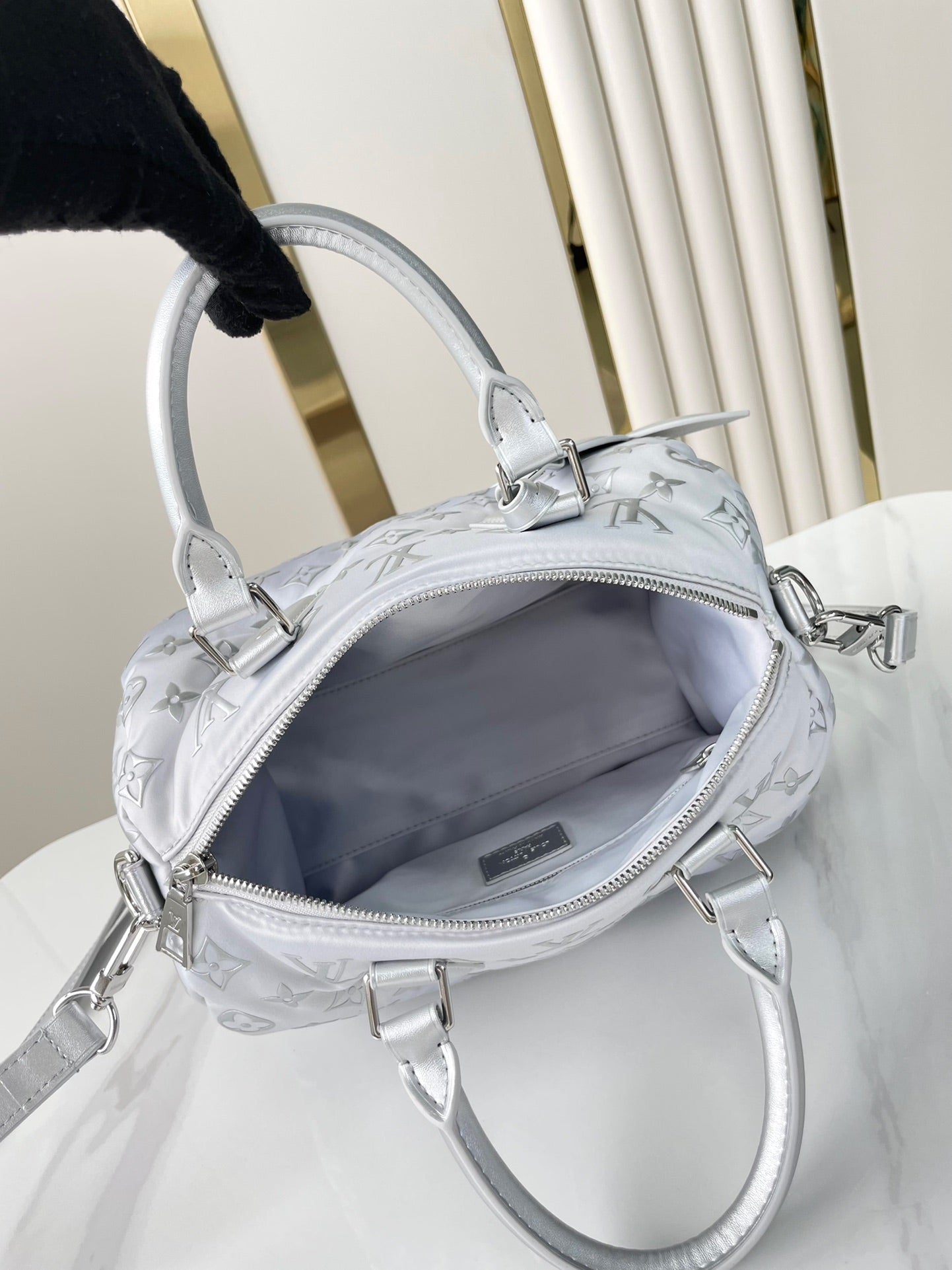 LOUIS VUITTON SPEEDY BANDOULIÈRE 25 IN GRADIENT SILVER MONOGRAM NYLON SILVER HARDWARE