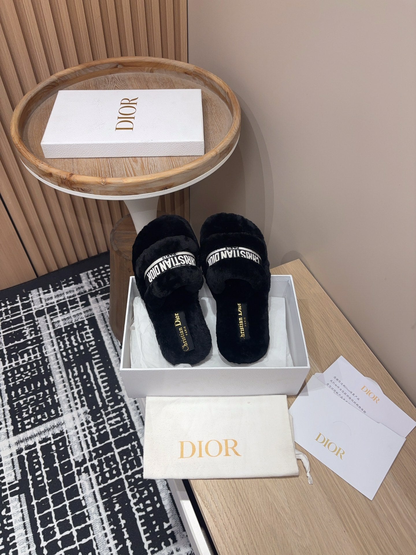 DIOR THICK-SOLE SLIPPERS BLACK SHEARLING WITH EMBROIDERED LOGO
