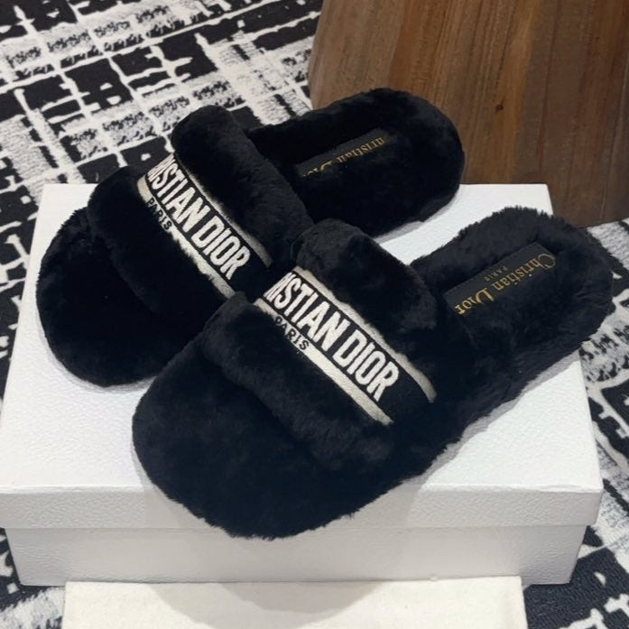DIOR THICK-SOLE SLIPPERS BLACK SHEARLING WITH EMBROIDERED LOGO
