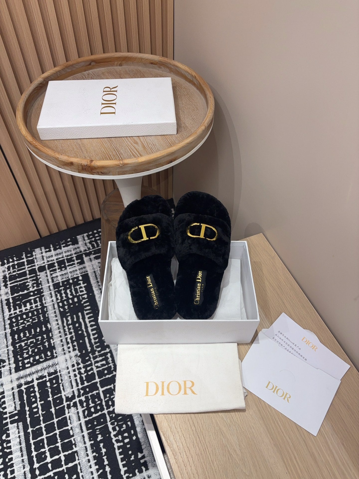 DIOR THICK-SOLE SLIPPER IN BLACK FLEECE WITH GOLD LOGO