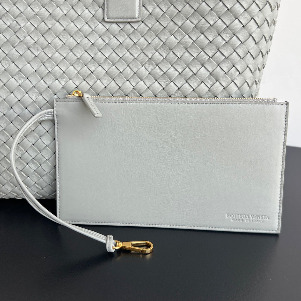 BOTTEGA VENETA LARGE CABAT 51 IN RHINO GRAY LAMBSKIN