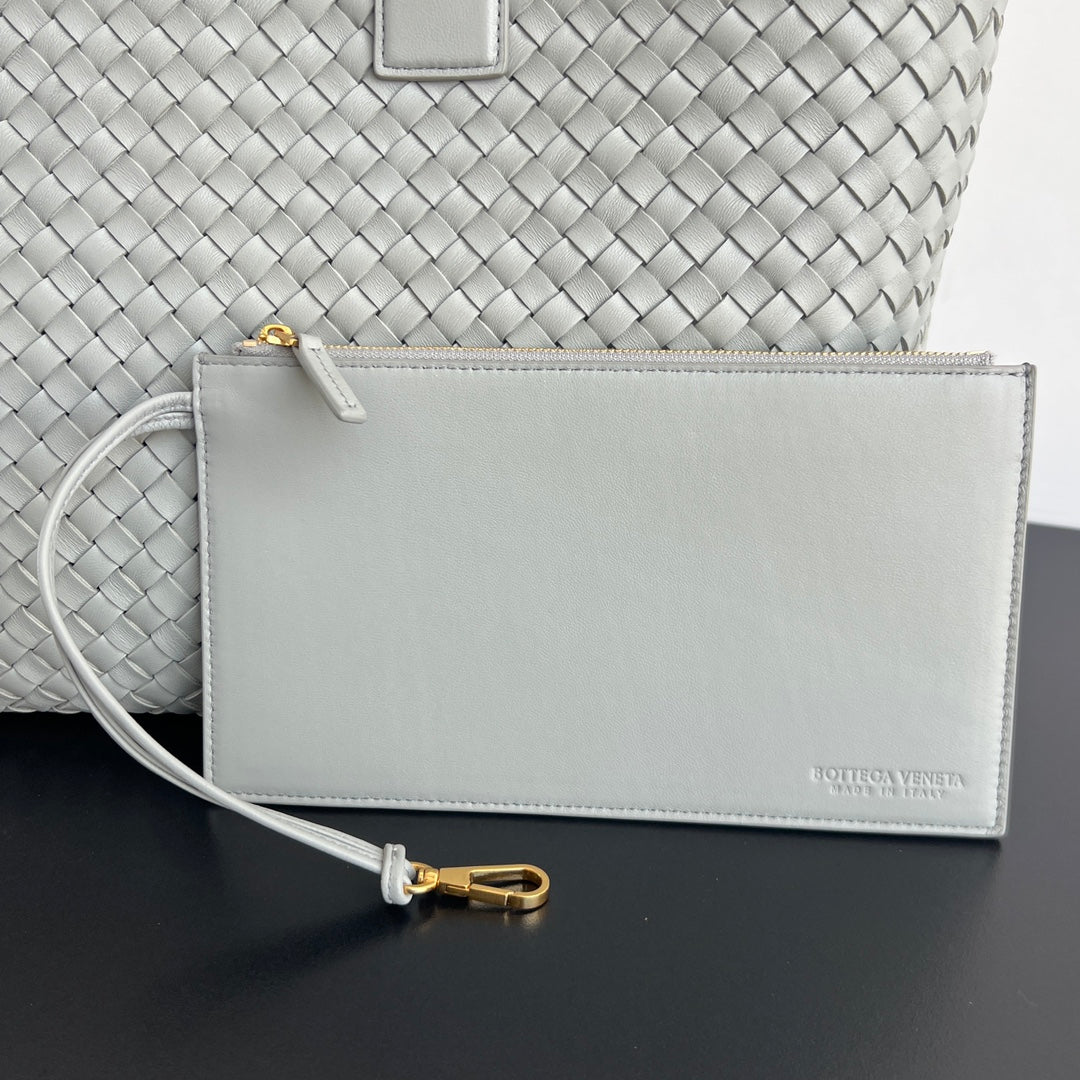 BOTTEGA VENETA LARGE CABAT 51 IN RHINO GRAY LAMBSKIN