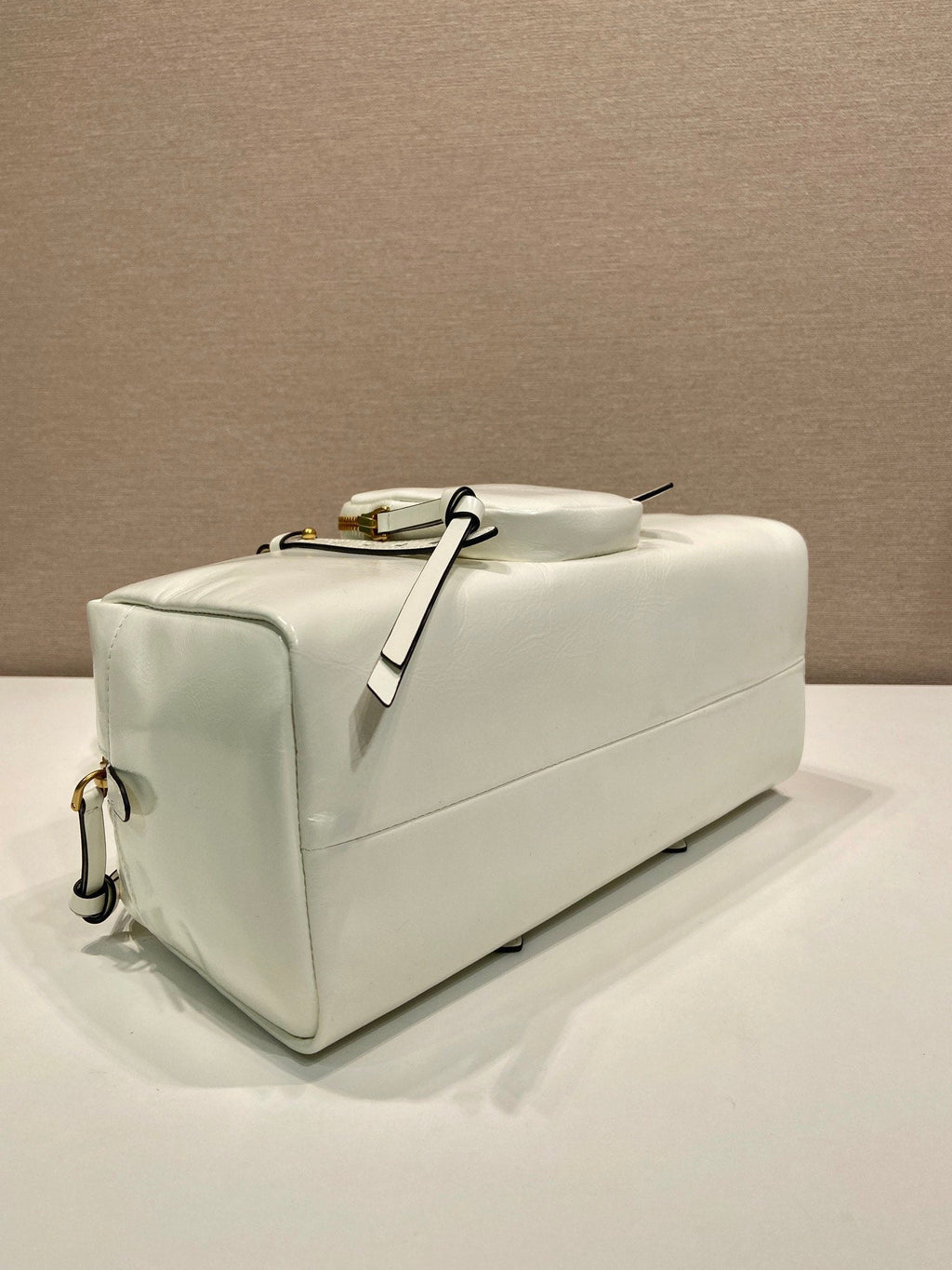 PRADA LARGE RECTANGULAR BAG 30 IN WHITE OIL WAX LAMBSKIN GOLD HARDWARE