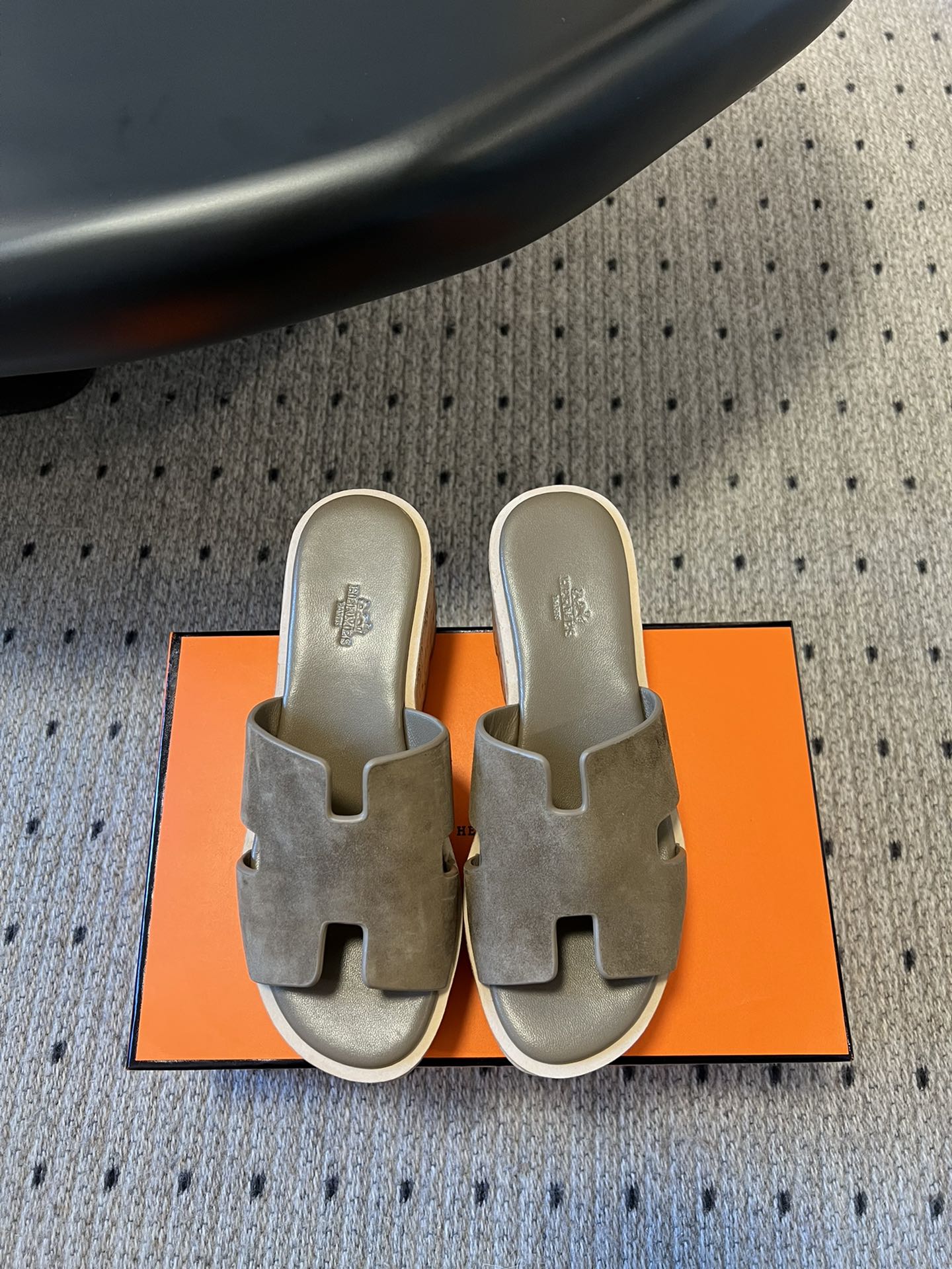 HERMES EZE SANDAL PLATFORM 85 MM IN WOOD BROWN SUEDE