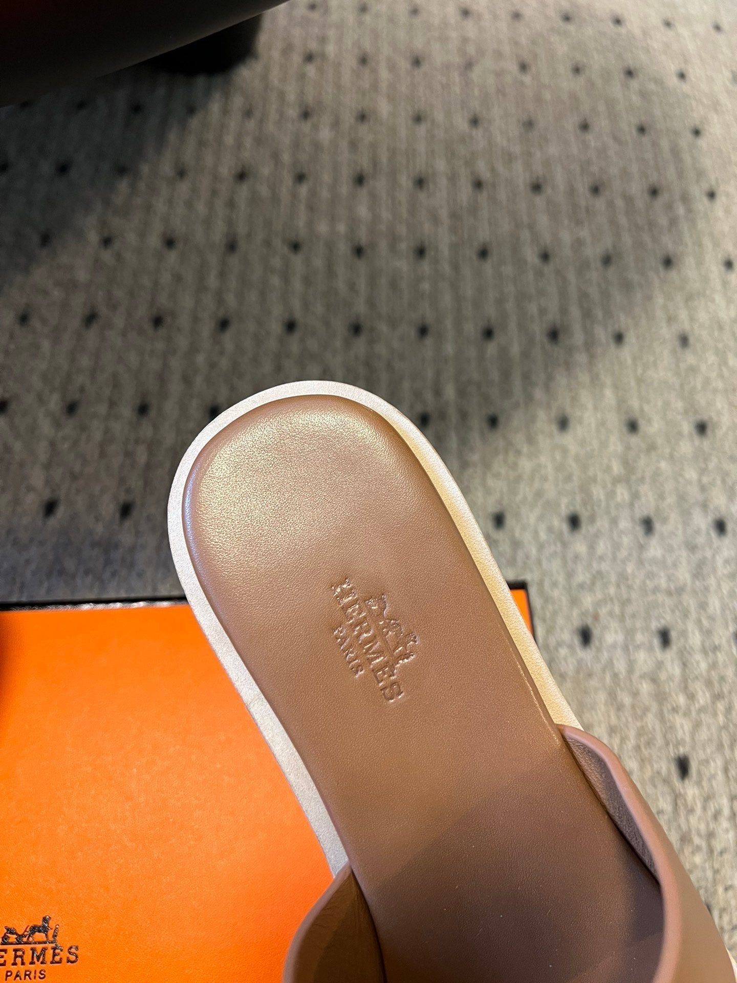 HERMES EZE SANDAL 85 MM IN BRONZE BROWN CALFSKIN
