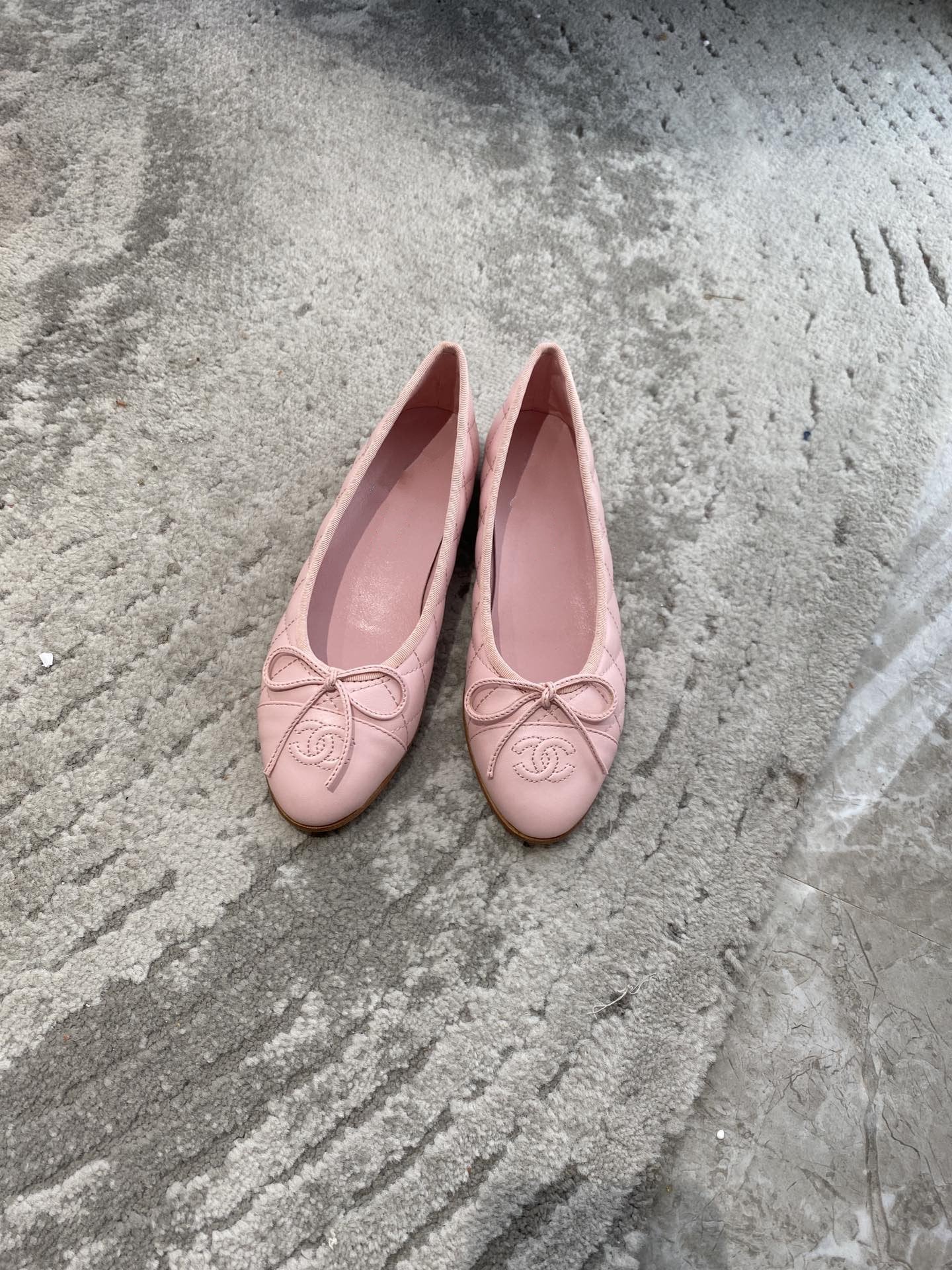 CHANEL BALLET FLATS PINK QUILTED LAMBSKIN