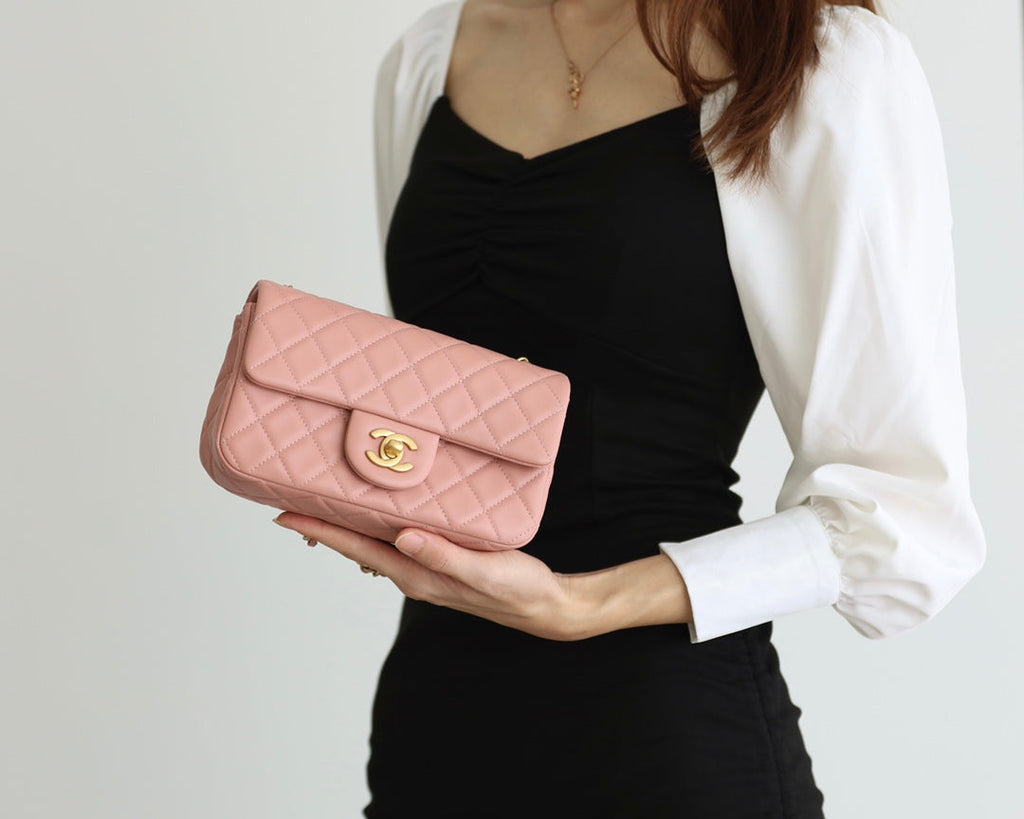 CHANEL FLAP BAG 20CM BABY PINK LAMBSKIN GOLD HARDWARE