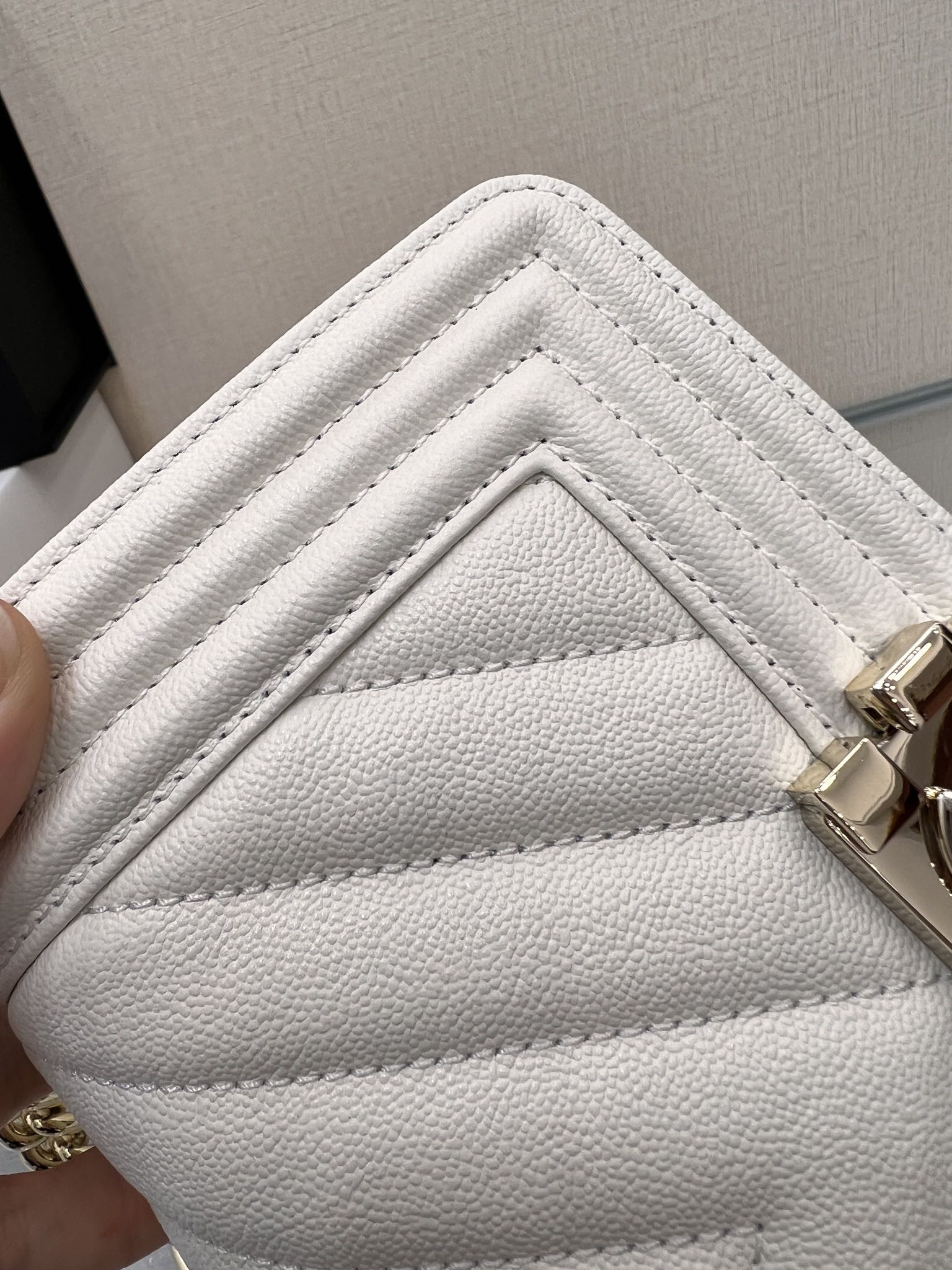 CHANEL BOY BAG SMALL 20 WHITE CHEVRON CAVIAR GOLD HARDWARE
