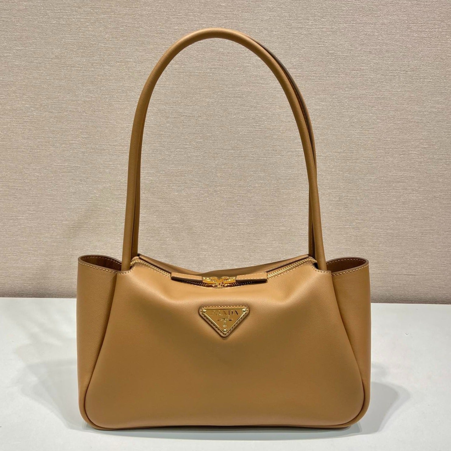 PRADA 28 LARGE BEIGE CALFSKIN HANDBAG