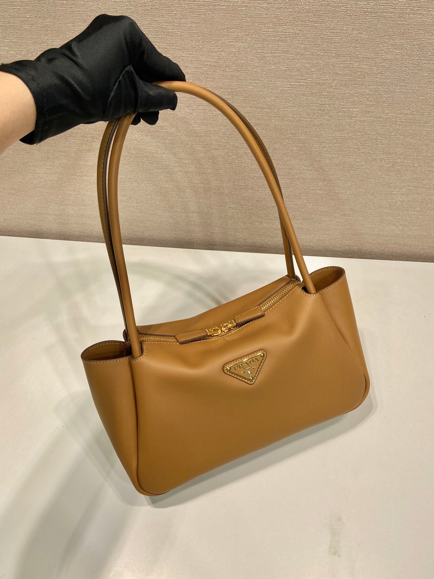 PRADA 28 LARGE BEIGE CALFSKIN HANDBAG