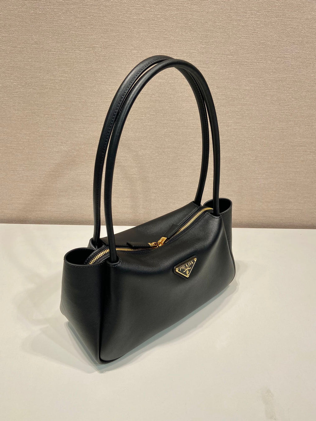 PRADA 28 LARGE BLACK CALFSKIN HANDBAG