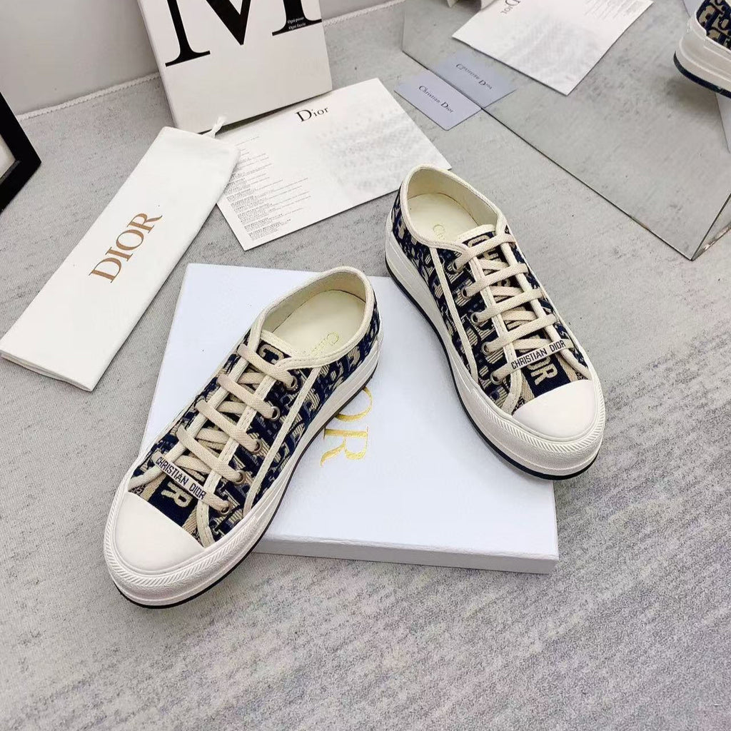 DIOR WALKN 45 BEIGE BLUE OBLIQUE EMBROI-DERY CANVAS