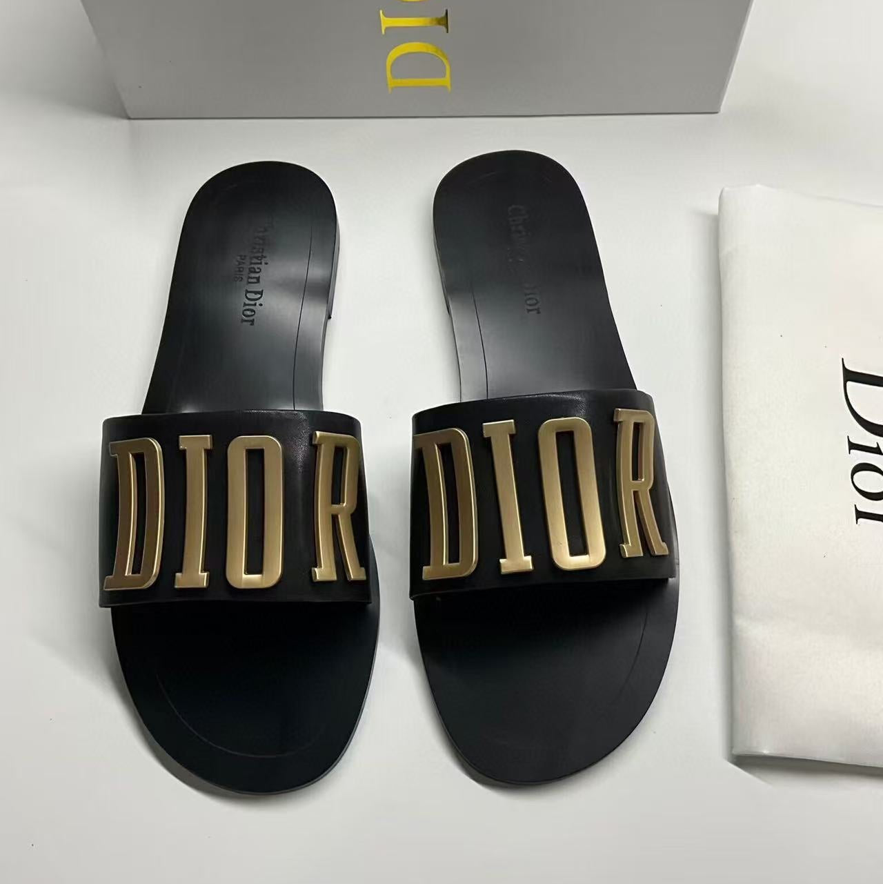DIOR CD SLIDE REVOLUTION BLACK GHW