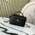 CHANEL VANITY 17 CAVIAR WITH HANDLE IN BLACK CALFSKIN GOLD HARDWARE