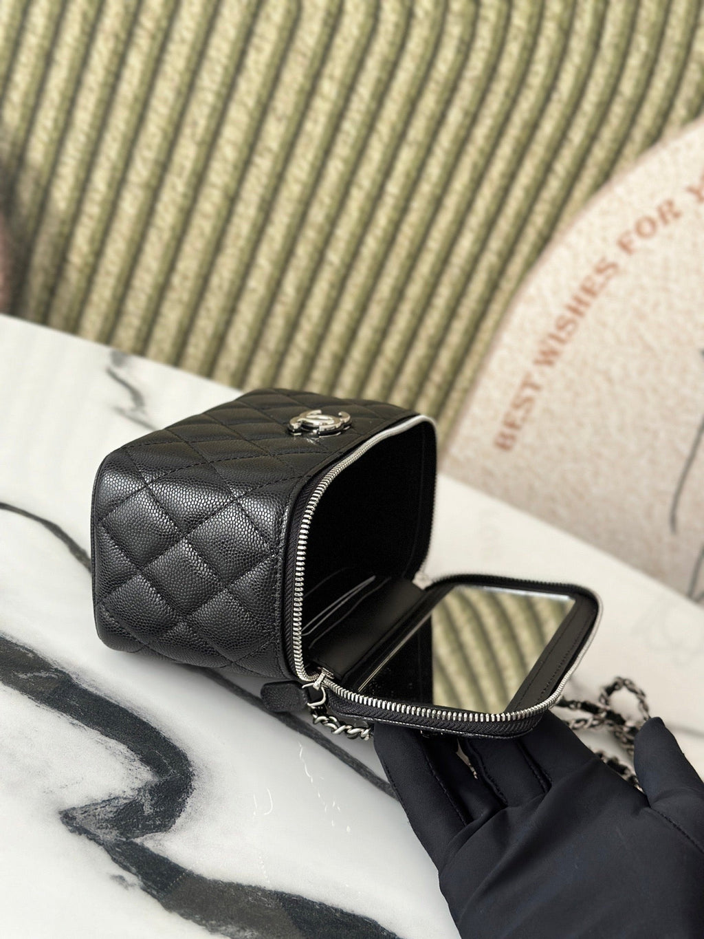 CHANEL 25P VANITY 17 CAVIAR WITH HANDLE METAL IN BLACK CALFSKIN SILVER HARDWARE