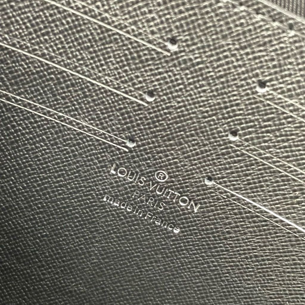 LOUIS VUITTON POCHETTE VOYAGE N41696 MM 26 MONOGRAM BLACK CALFSKIN