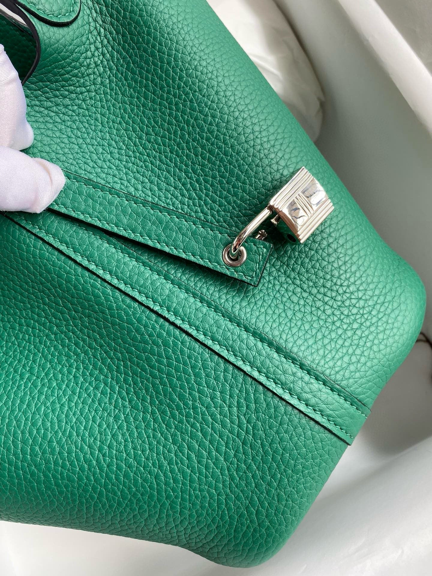HERMES PICOTIN LOCK 18 EMERALD TOGO GOLD HARDWARE