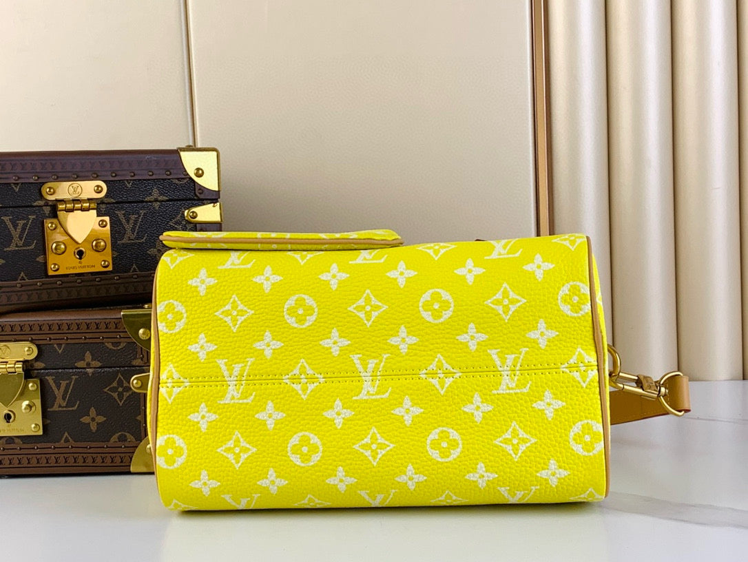 LOUIS VUITTON SPEEDY P9 BANDOULIÈRE 25 IN YELLOW MONOGRAM CALFSKIN