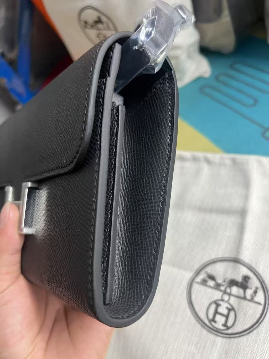 HERMES CONSTANCE SHOULDER BAG  IN BLACK CALFSKIN
