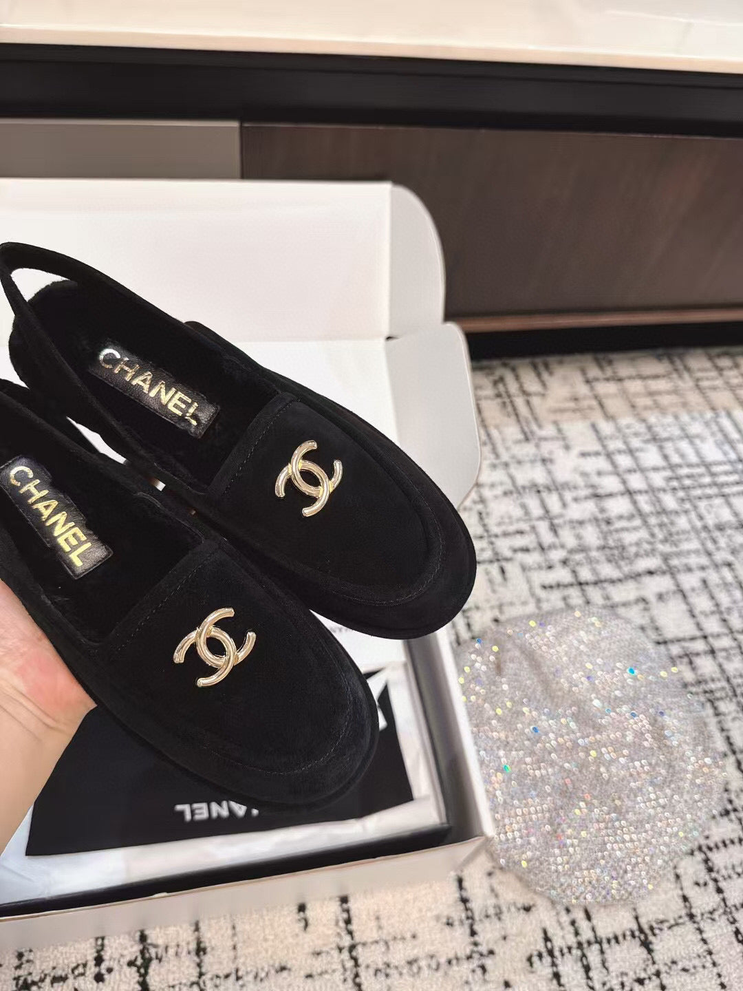 CHANEL SLINGBACK LOAFER IN BLACK SUEDE AND SHEARLING