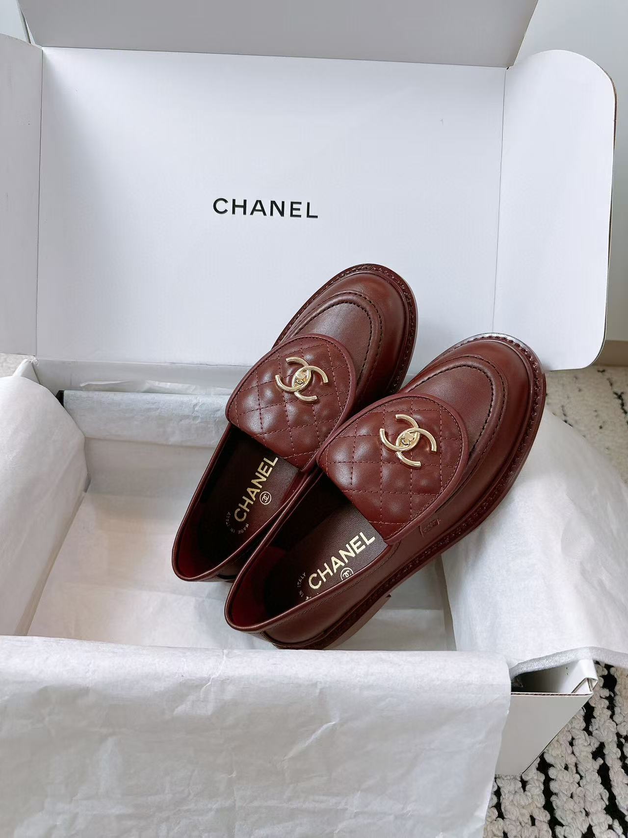 CHANEL QUILTED FLAP LOAFERS IN BURGUNDY RED CALFSKIN GOLD HARDWARE