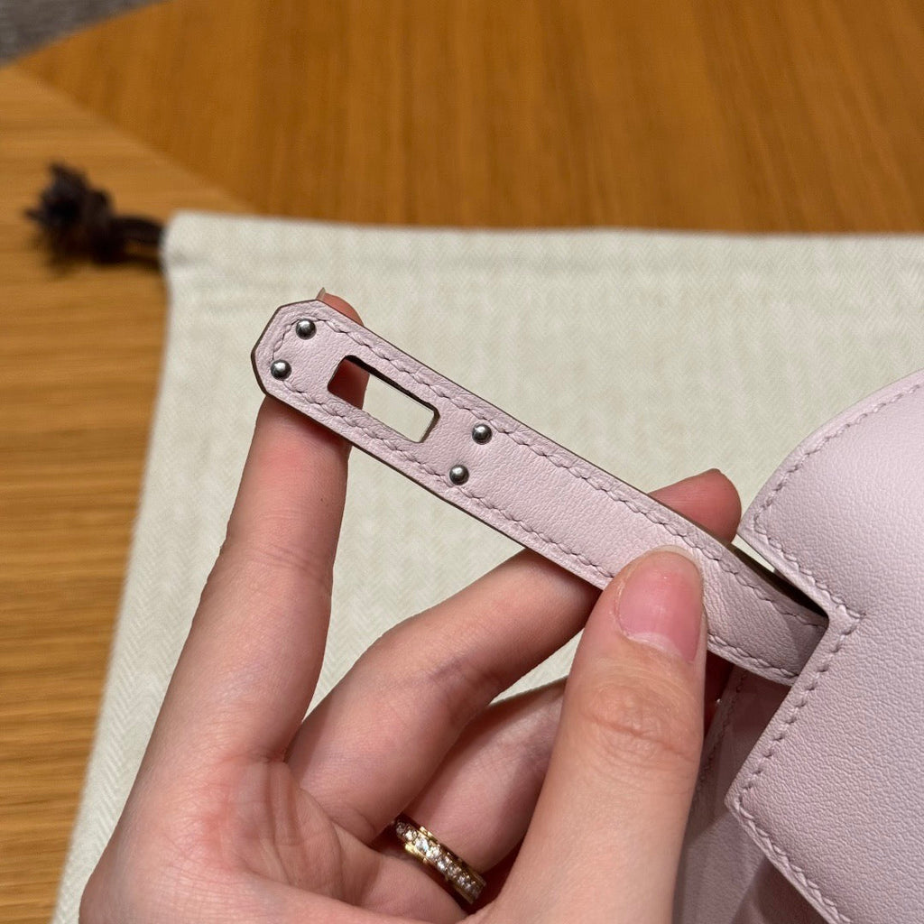 HERMES KELLY POCHETTE 22 IN LIGHT PINK CALFSKIN SILVER HARDWARE