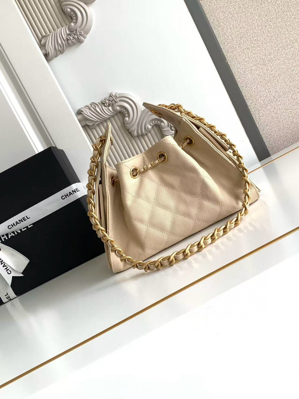 CHANEL 25 MINI HANDBAG 22CM IN BEIGE GRAINED CALFSKIN GOLD HARDWARE