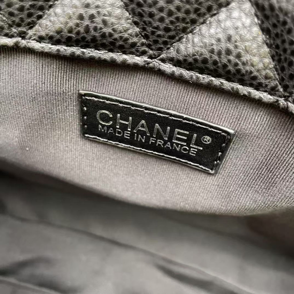 CHANEL CLASSIC FLAP BAG 46 IN BLACK QUILTED CALFSKIN
