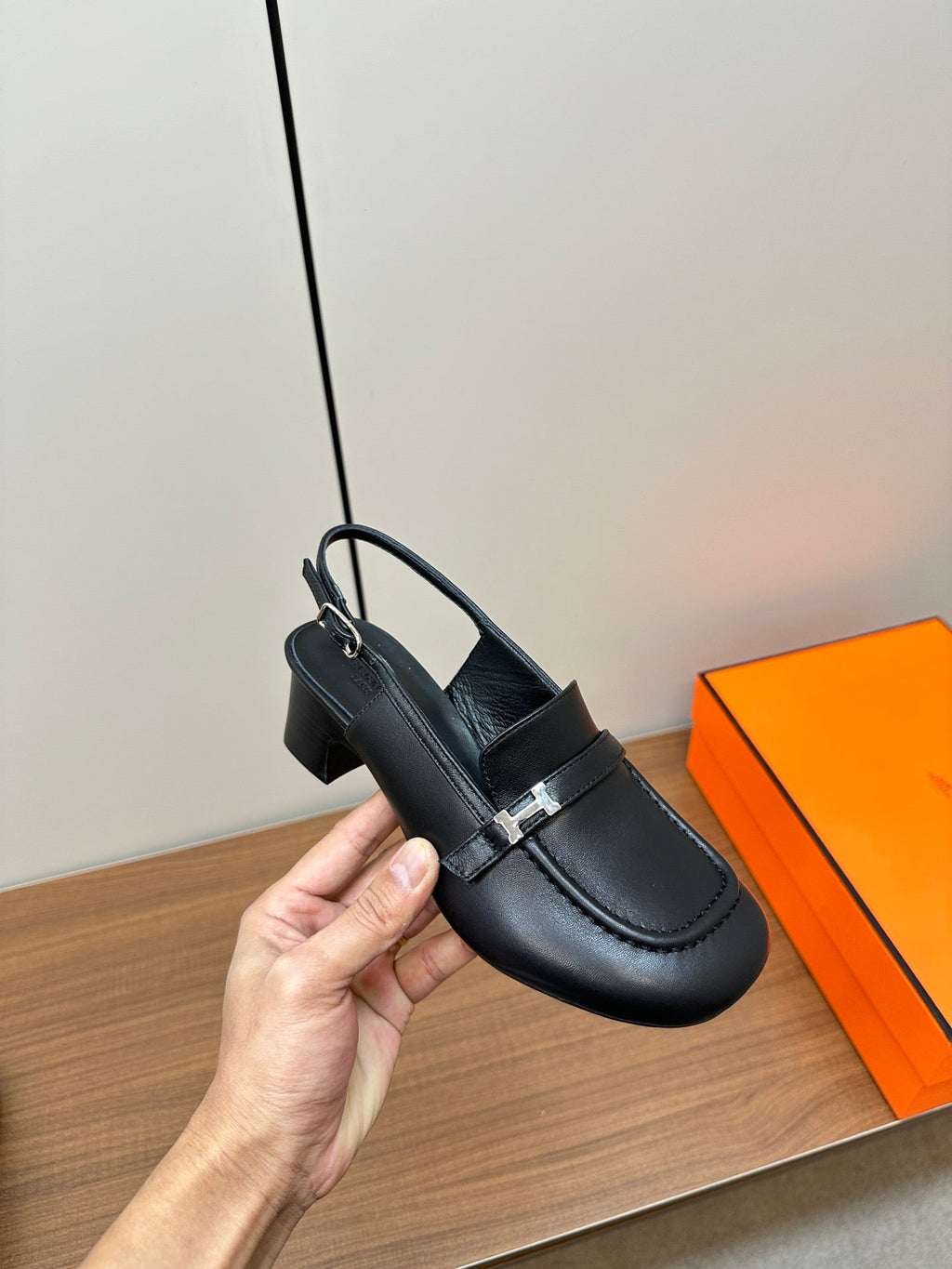 HERMES Infinie 50 pump black