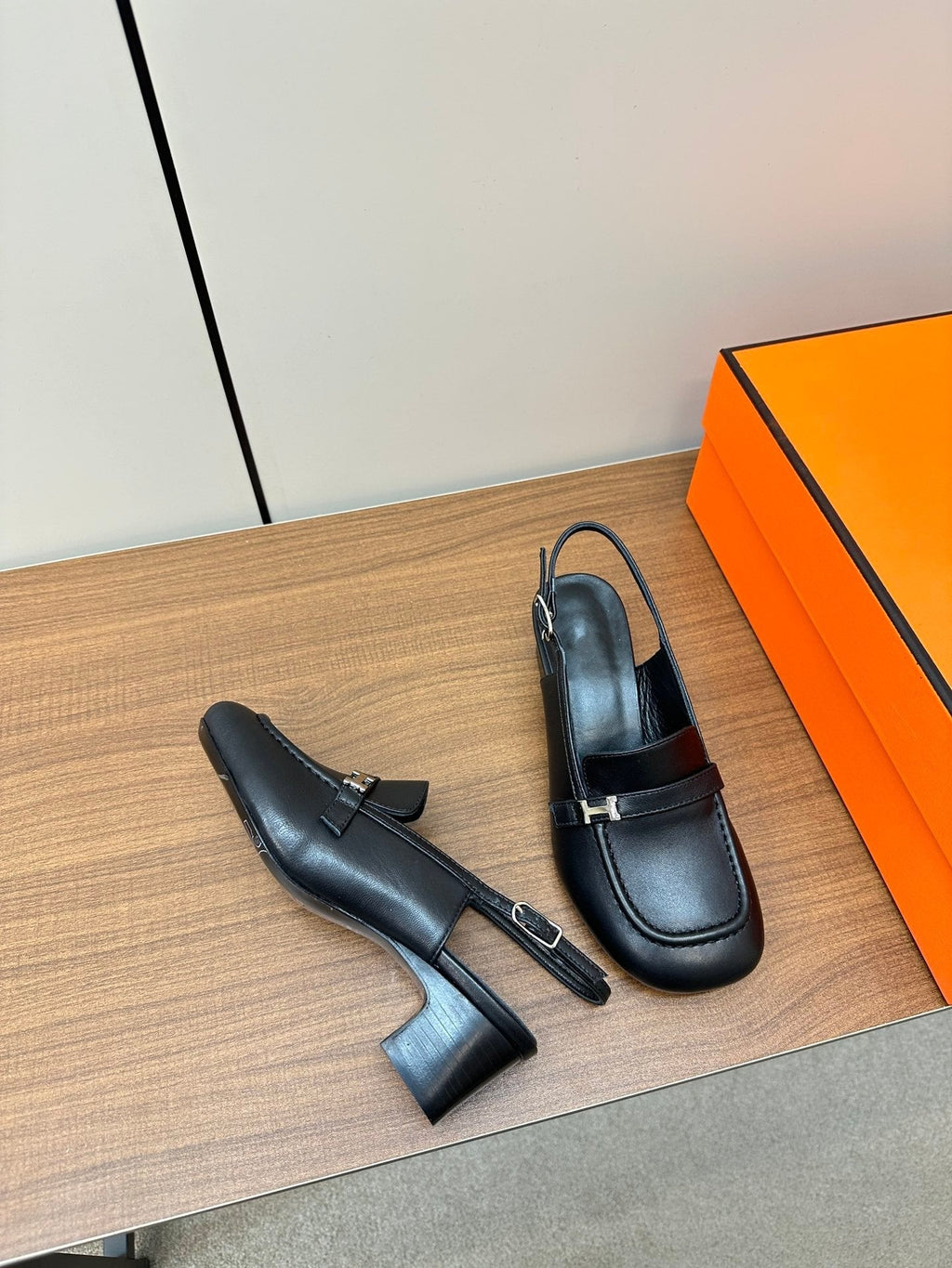 HERMES Infinie 50 pump black