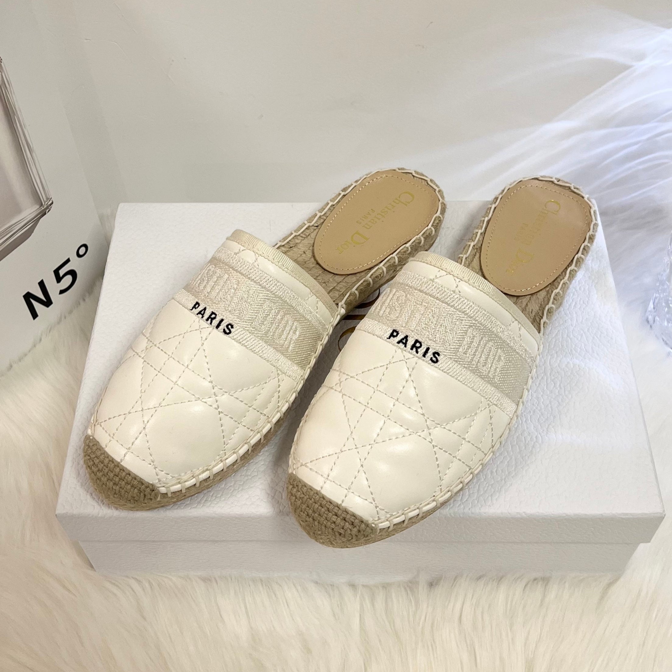 DIOR GRANVILLE ESPADRILLE MULE WHITE QUILTED CANNAGE CALFSKIN