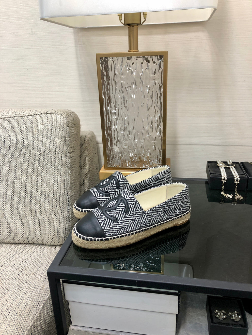 CHANEL ESPADRILLE BLACK MIX WHITE TWEED FABRIC AND CALFSKIN FLATS 185046
