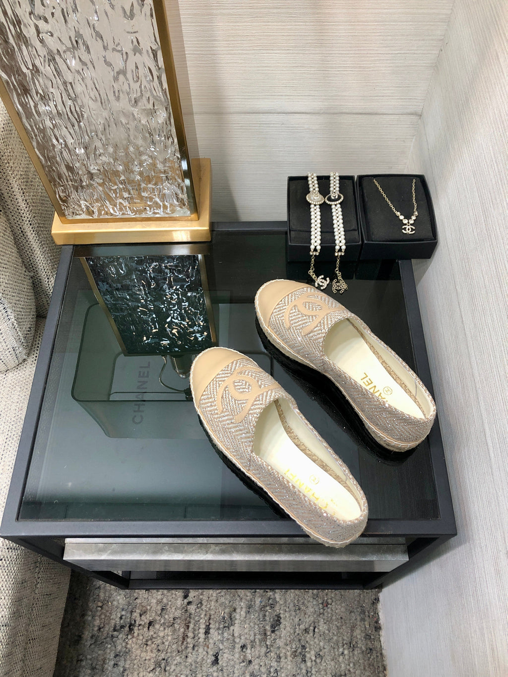 CHANEL ESPADRILLE BISQUE BEIGE TWEED FABRIC AND CALFSKIN FLATS