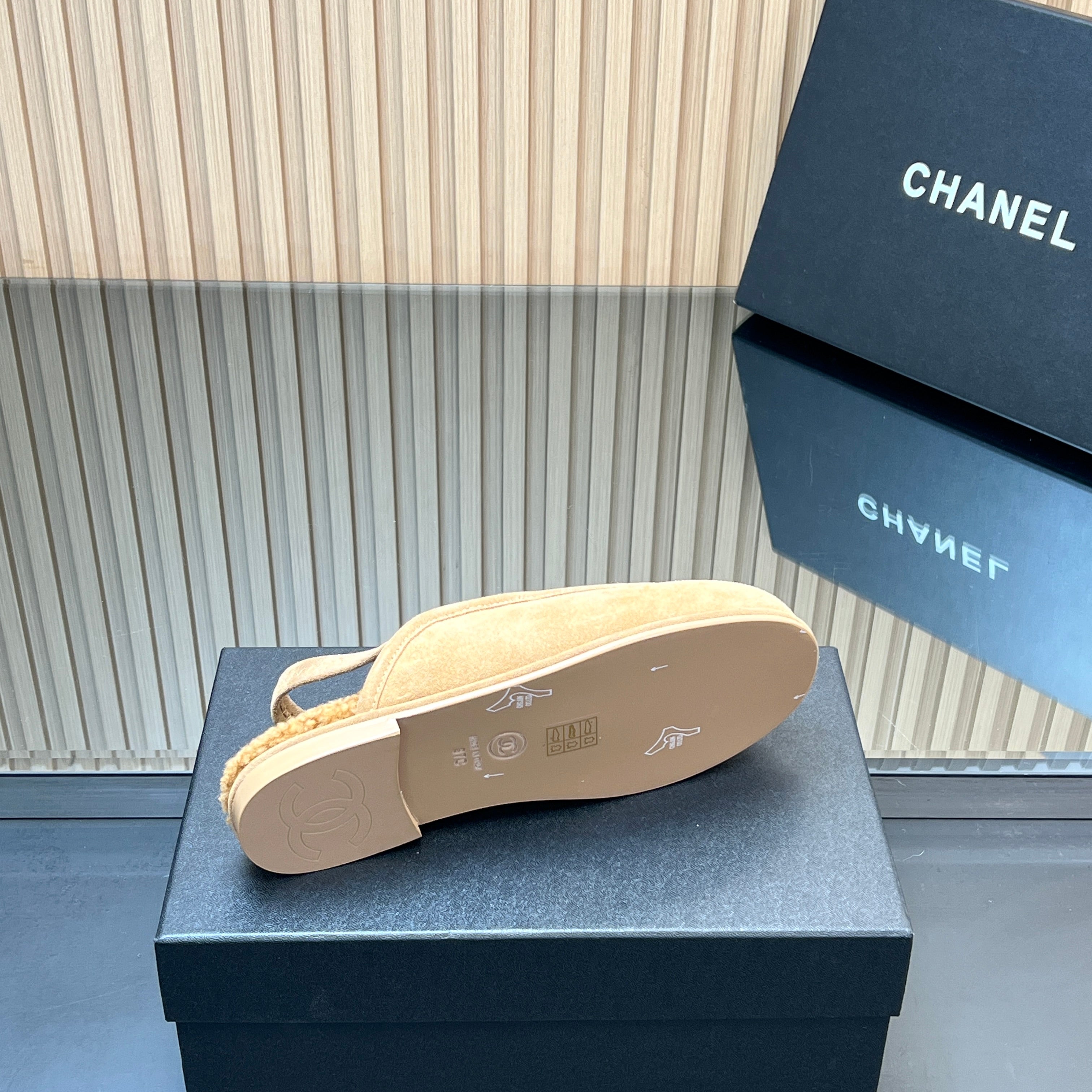 CHANEL 25S BACK STRAP MULE 15MM IN LIGHT BROWN SUEDE AND WOOL SILVER HARDWRE