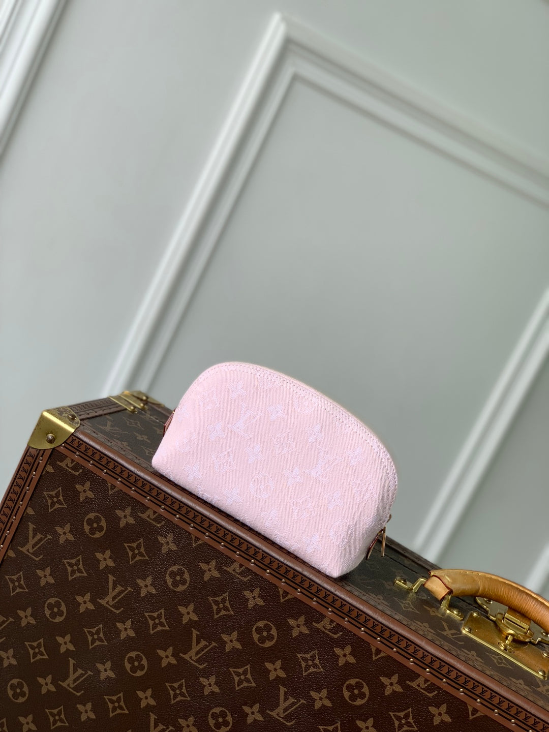 LOUIS VUITTON COSMETIC POUCH 19 IN PINK MONOGRAM DENIM GOLD HARDWARE