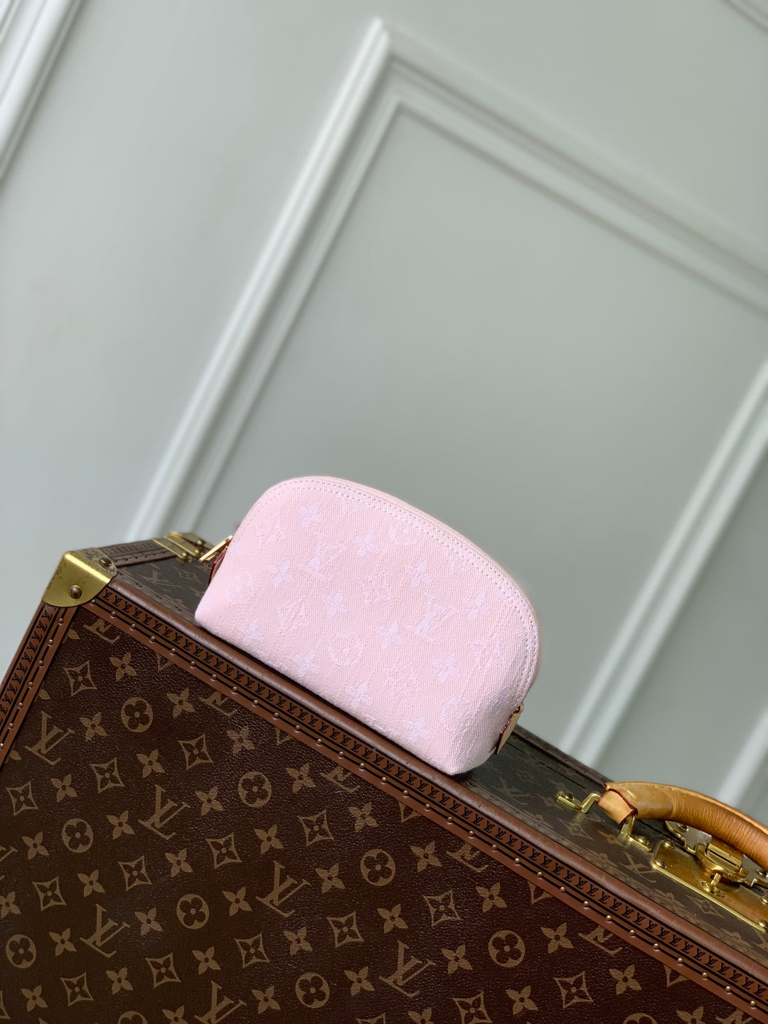 LOUIS VUITTON COSMETIC POUCH 19 IN PINK MONOGRAM DENIM GOLD HARDWARE