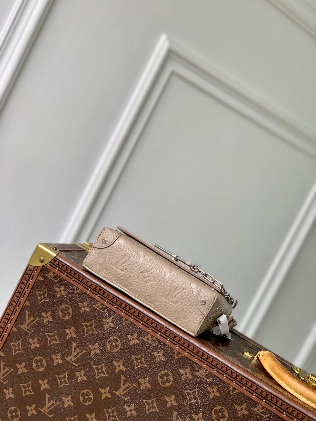 LOUIS VUITTON STEAMER WEARABLE WALLET 18 IN LIGHT BROWN MONOGRAM TAURILLON CALFSKIN